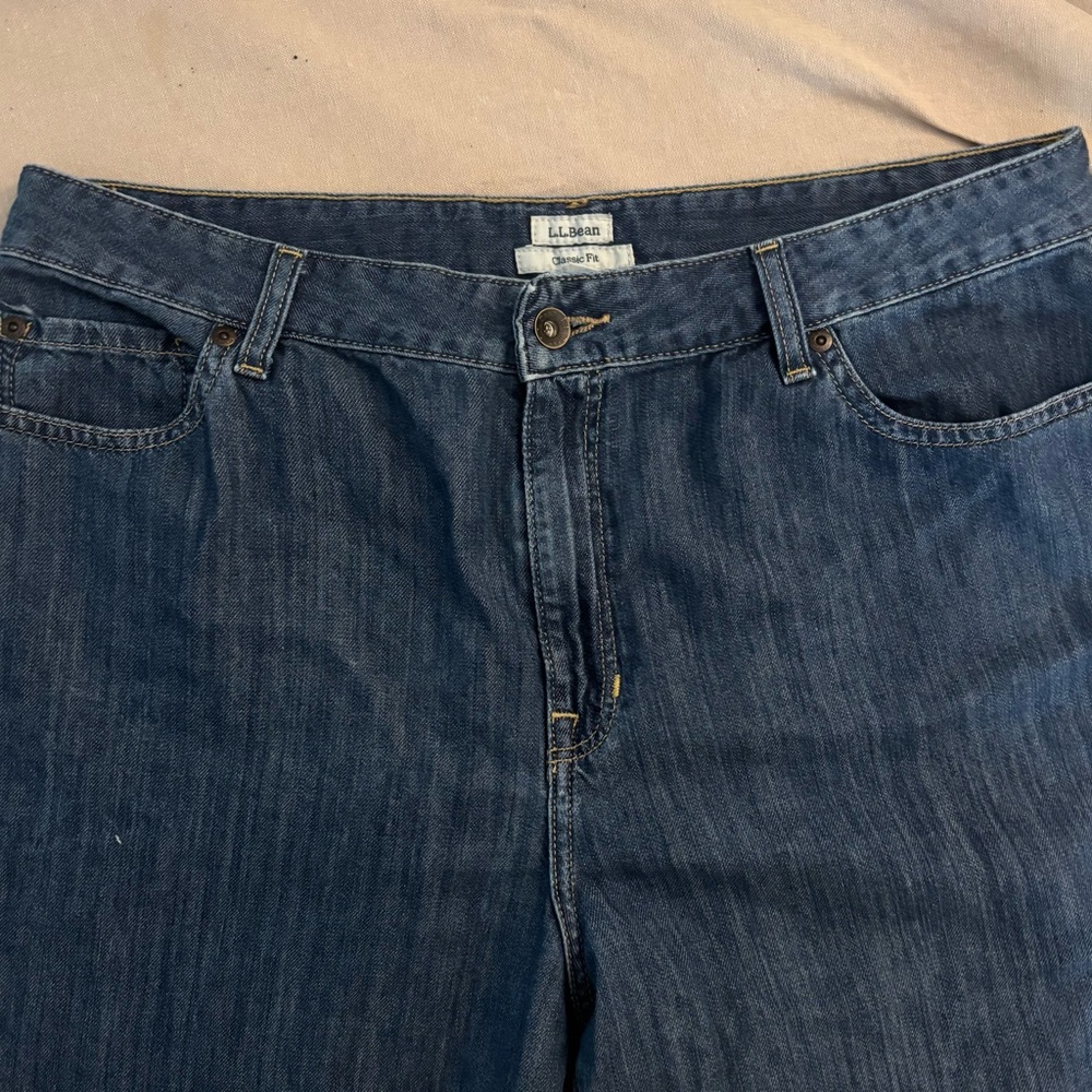 L.L. Bean Women’s Relaxed Fit Blue Jeans